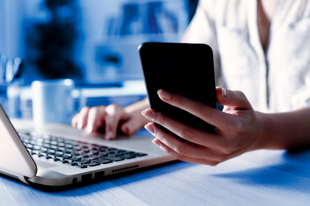 Image of a user validating certificate data online