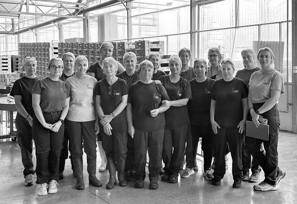 Women lead team at Intelligent Green Crops, Greece