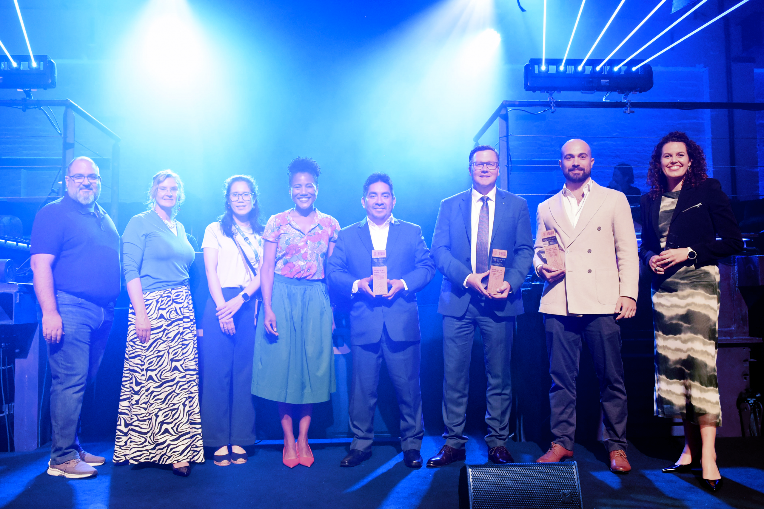 Changemaker Award winners 2024 at the SUMMIT in Warsaw